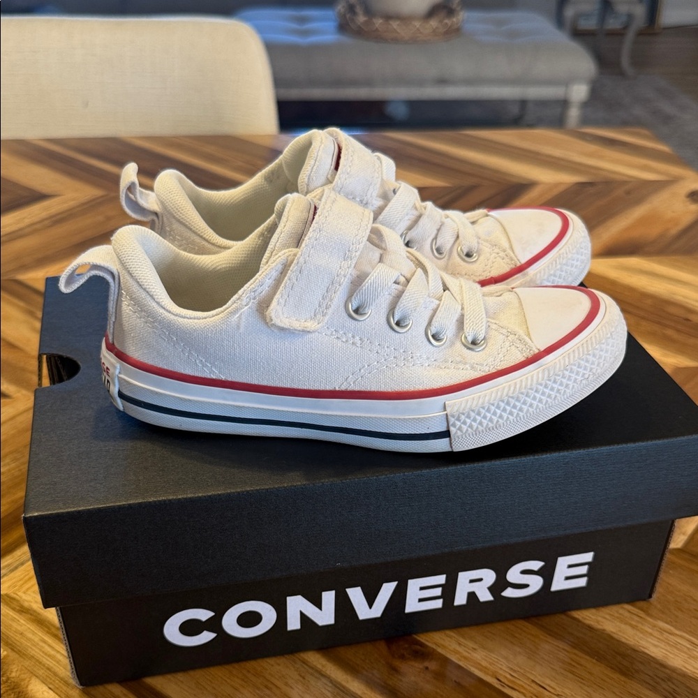 White converse